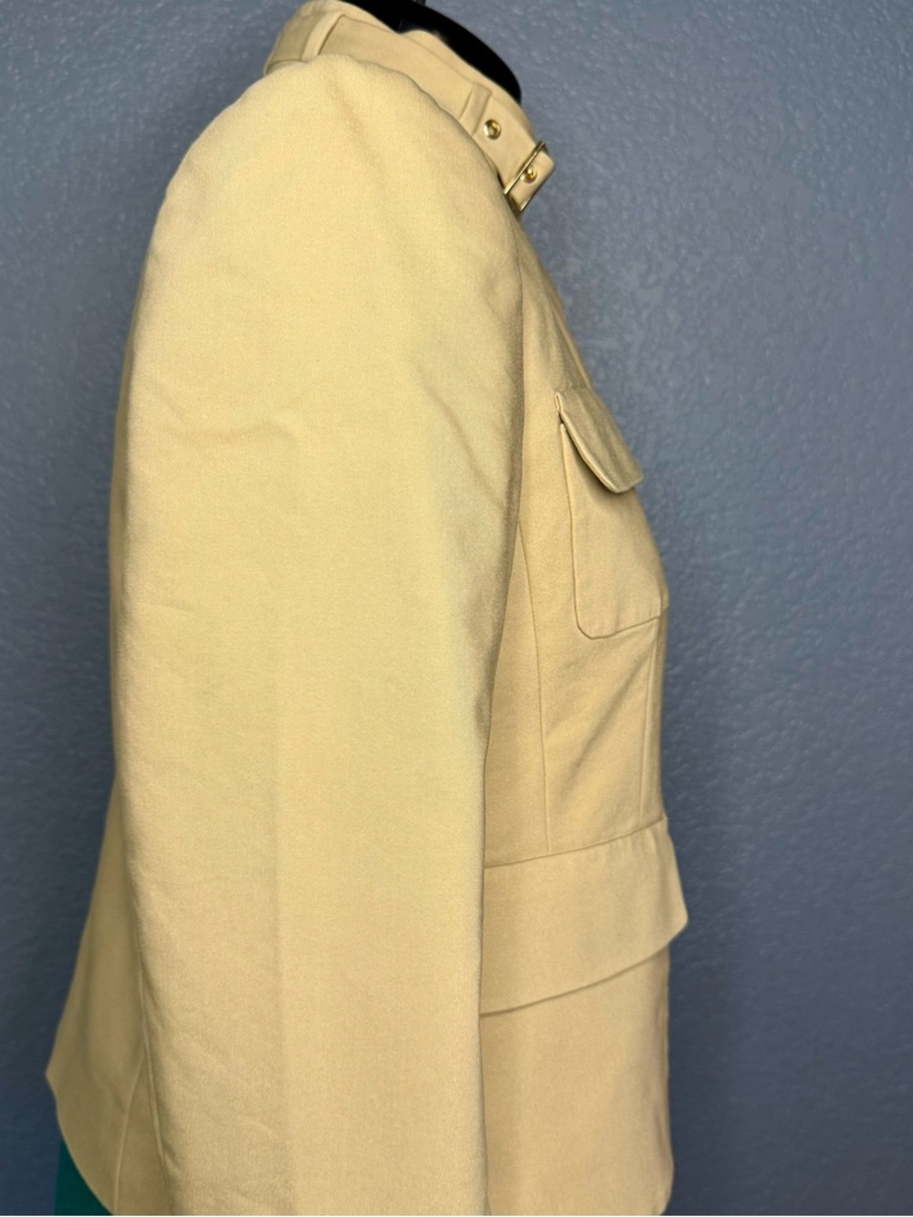 Ann Taylor Cream Utility Jacket Buckle Neck Size 12 Tailored Lightweight - Picture 10 of 16